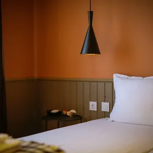 Beautiful Location Red Mouse Apartment